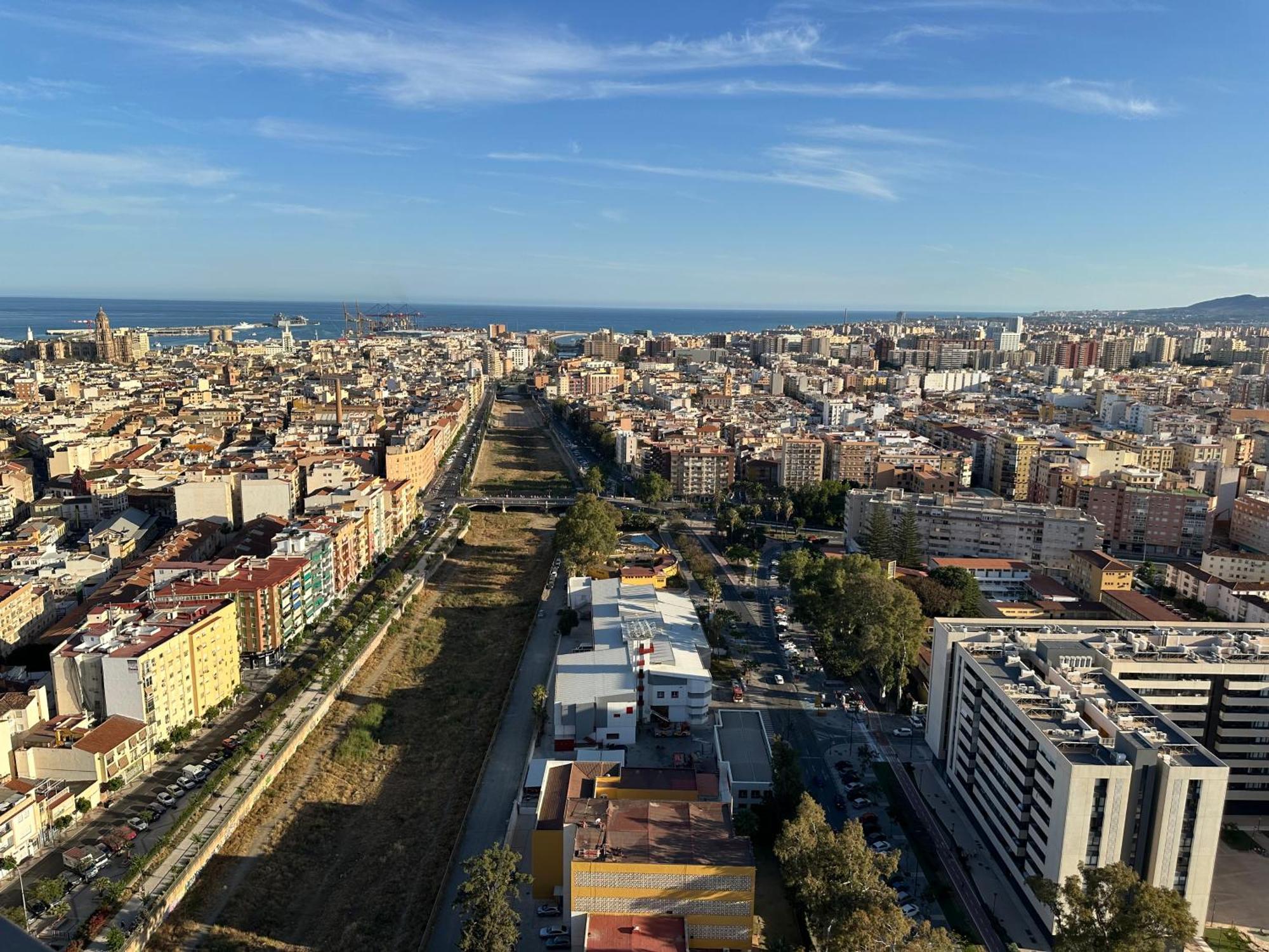 Urban Sky , Torre I, 21d Apartamento Málaga